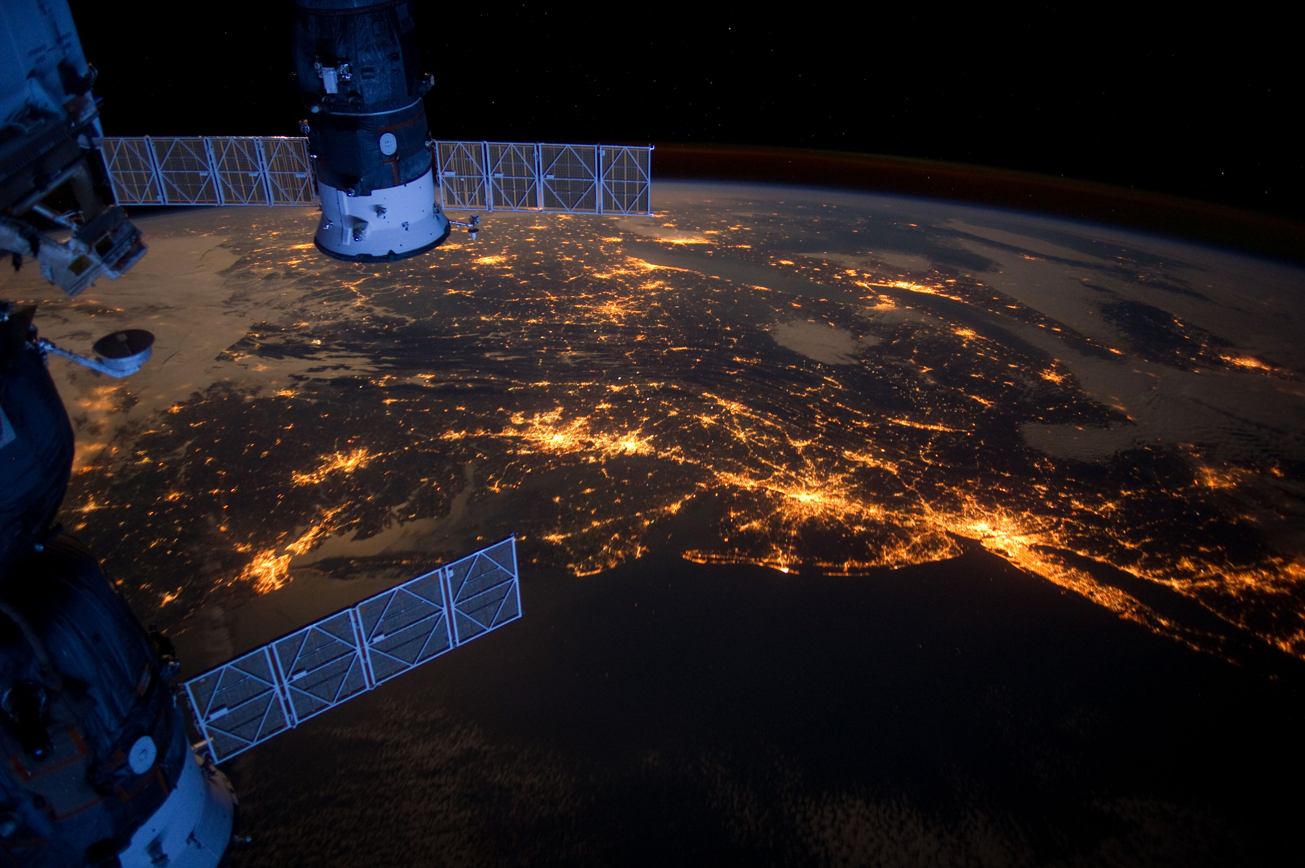 Космический вид. ISS 4k. Снимки с международной космической станции земли. Земля из космоса МКС. Нью Йорк с космоса МКС.