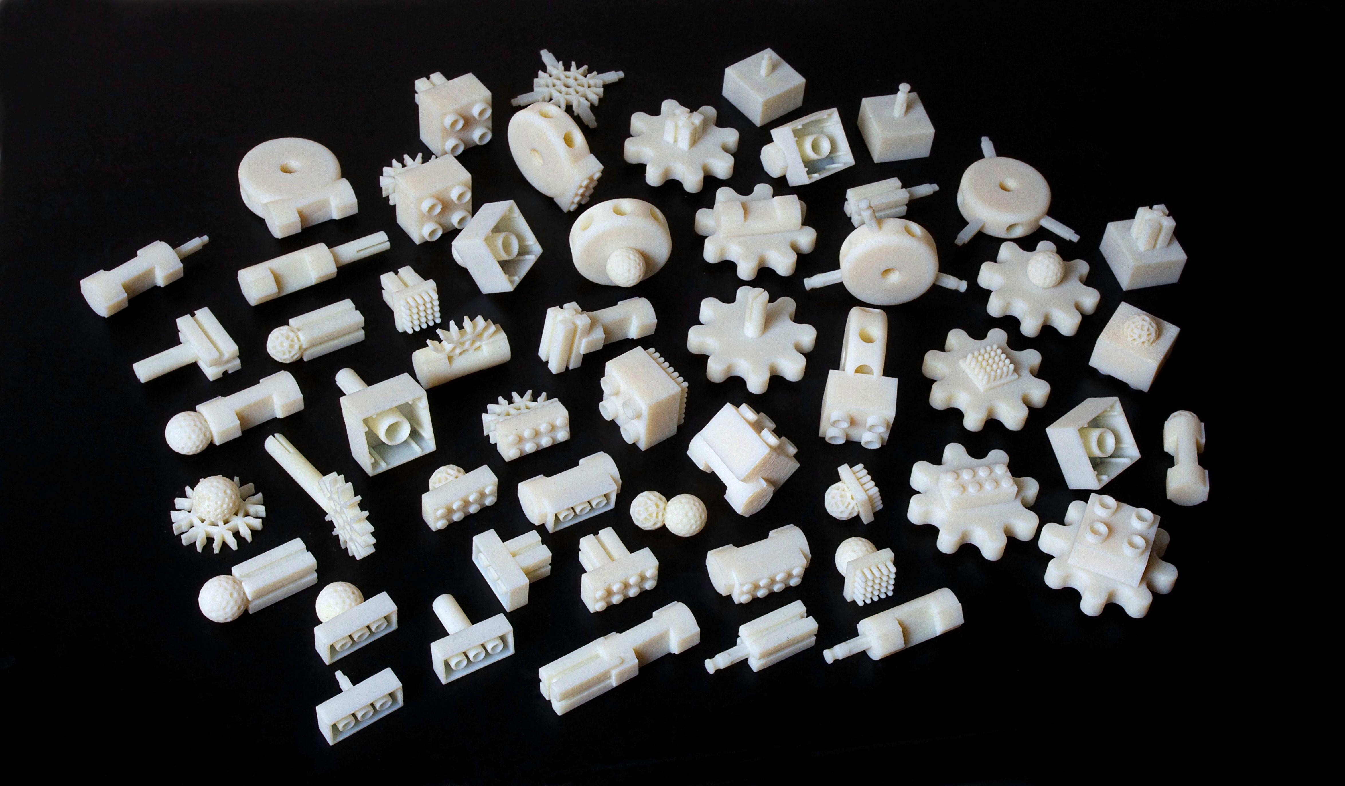 Free Universal Construction Kit Connects All Kinds of Modular Construction  Toys - 99% Invisible